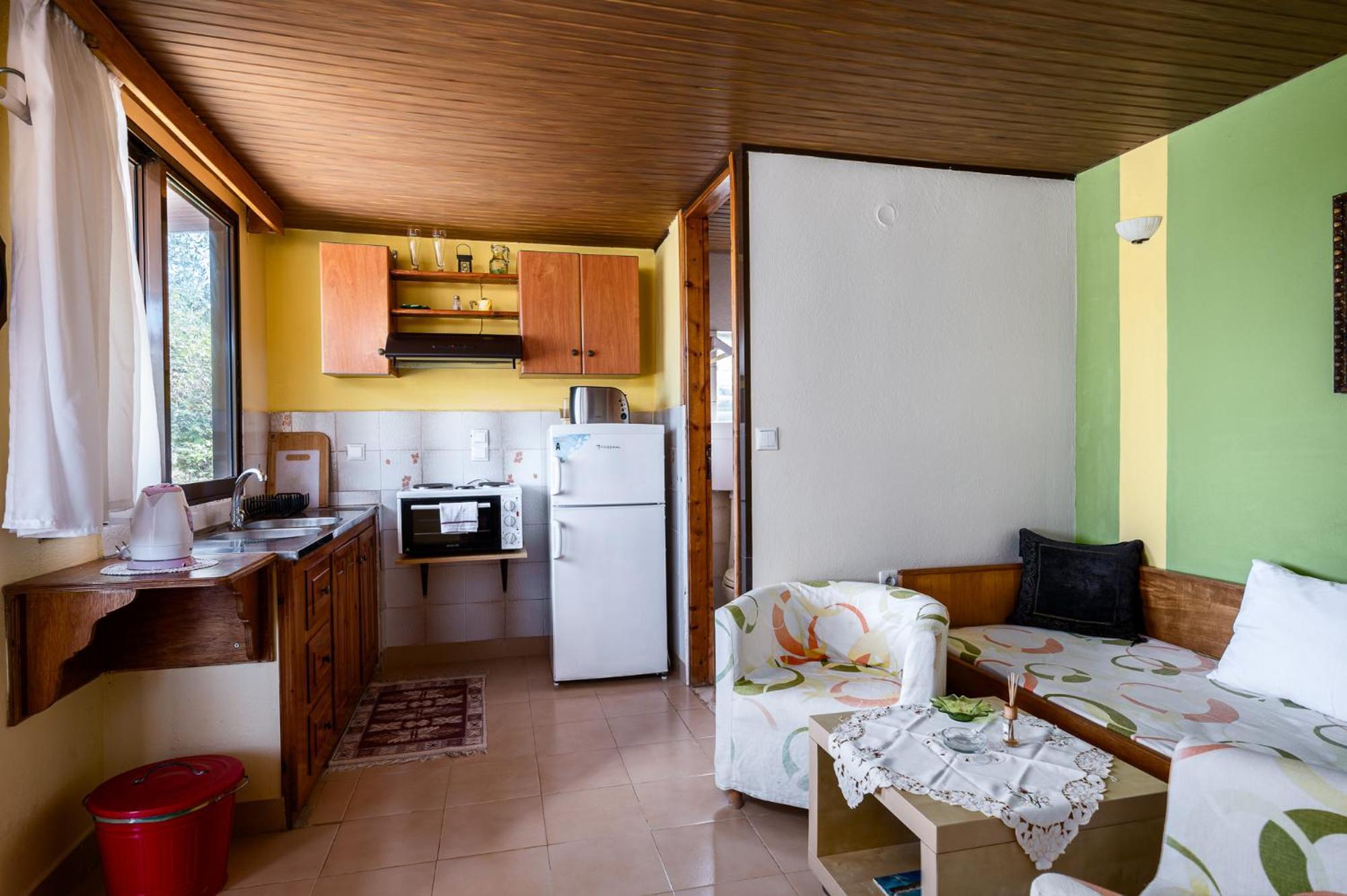 Agaloula Centrally Located Apartments, Lakka Екстериор снимка